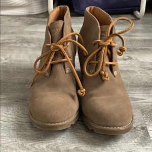 Sperry booties